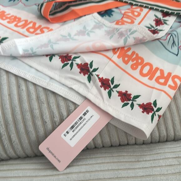 Beautiful colorful skirt size L summer wear light weight new never used - Picture 4 of 9